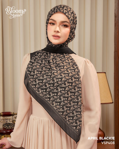 VANILA SCARVES BLOOM MANIS APRIL BLACKIE (VSP408)