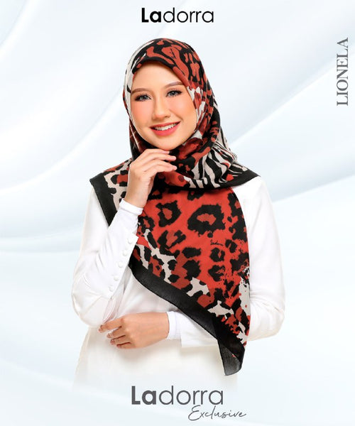 LADORRA EXCLUSIVE LIONELA