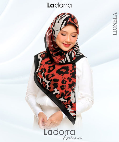 LADORRA EXCLUSIVE LIONELA