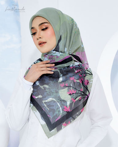 LEA MIRANDA NEGARA KITA COLLECTION ORCHID