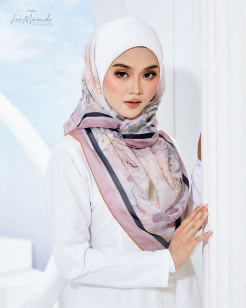 LEA MIRANDA NEGARA KITA COLLECTION IXORA
