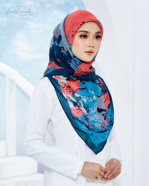 LEA MIRANDA NEGARA KITA COLLECTION FUCHSIA